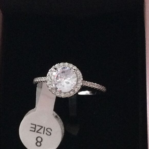 NWT Peermont Sz8 “Diamond” engagement ring - Picture 9 of 12